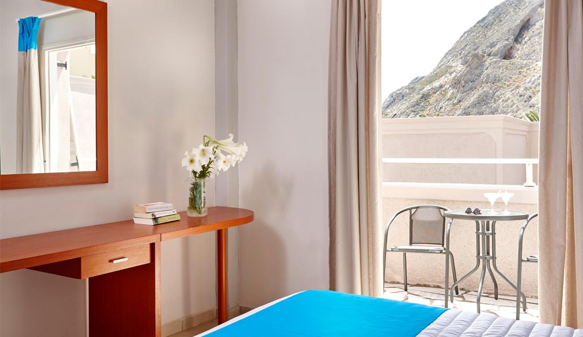 Hotel Terra Blue Santorini Kamári