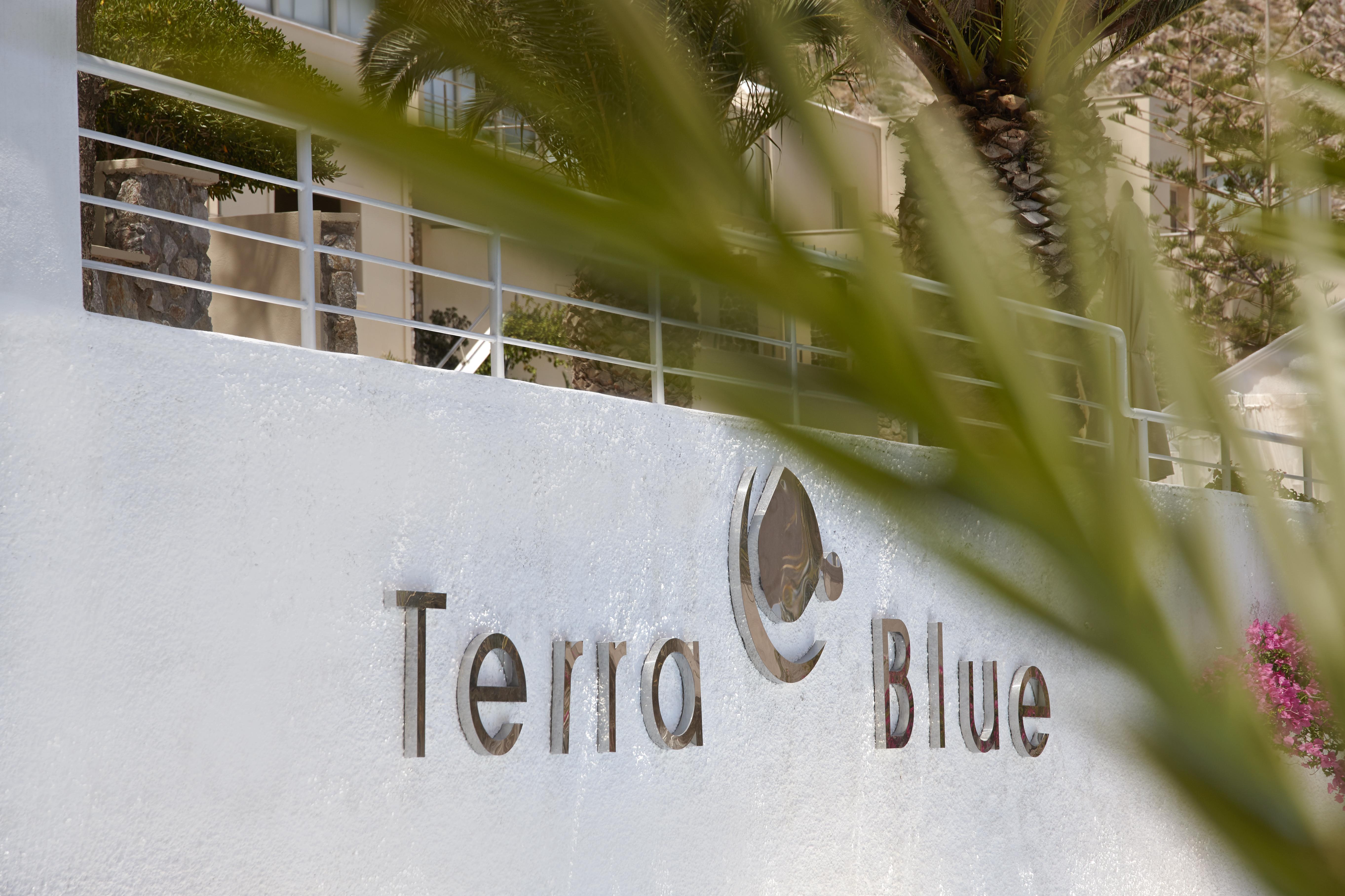 Terra Blue Santorini Kamári